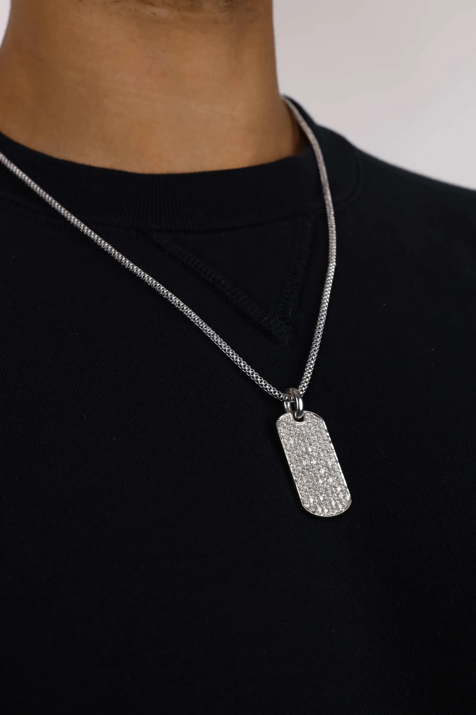 Natural vs Lab-Grown Diamonds: What Every Man Should Know