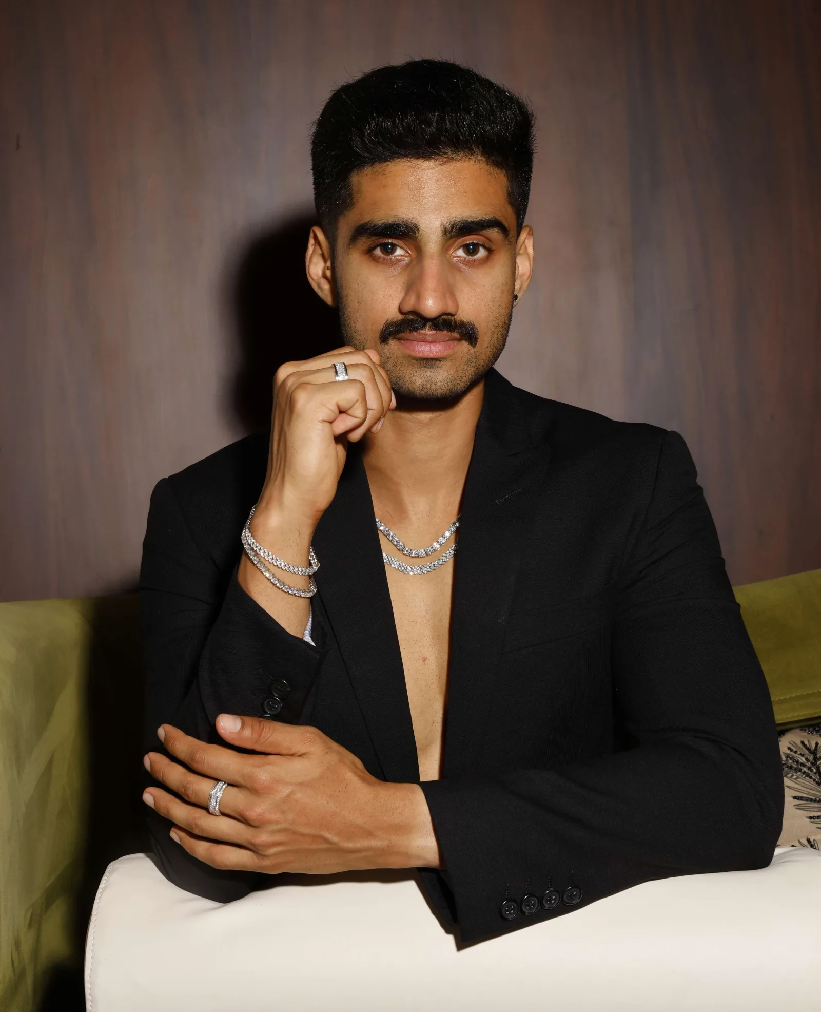 AXIOM fine men's jewellery — crafted detail