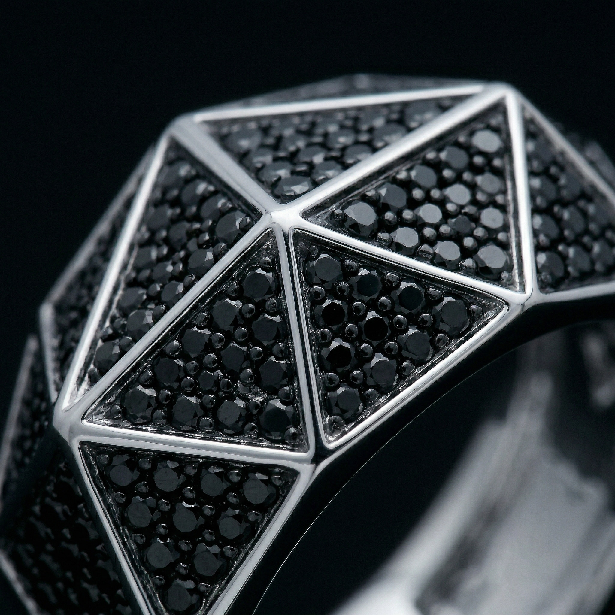 Signum Ring alternate thumbnail